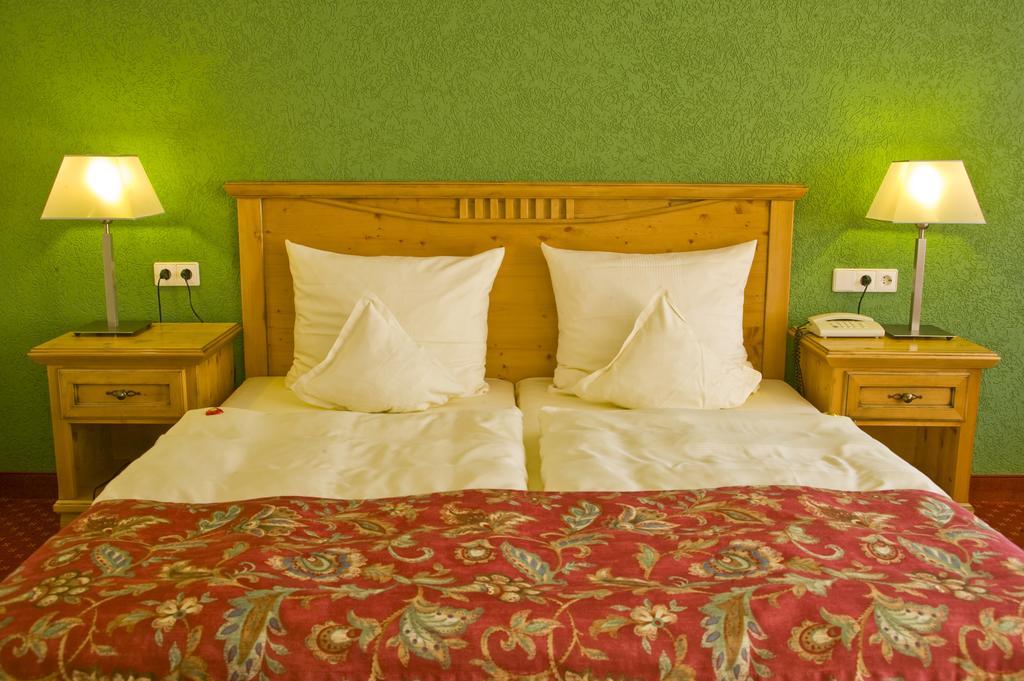 Terra Nova Otel Baiersbronn Oda fotoğraf