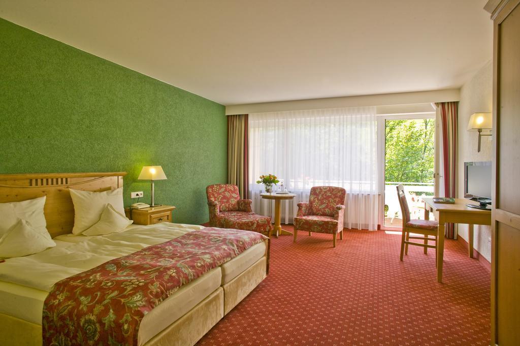 Terra Nova Otel Baiersbronn Oda fotoğraf