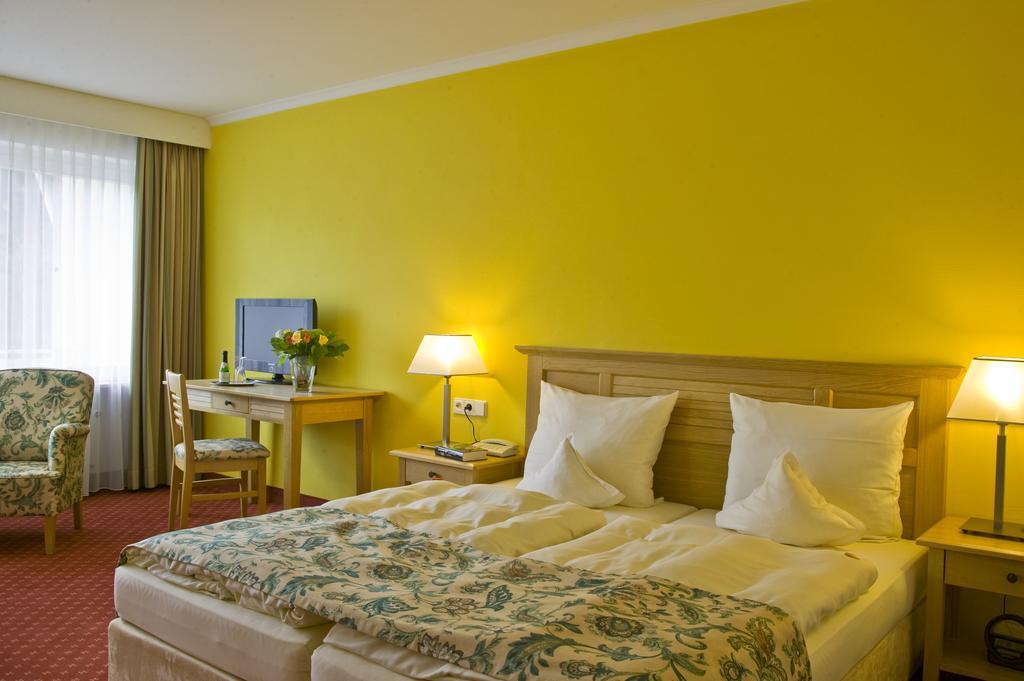 Terra Nova Otel Baiersbronn Oda fotoğraf
